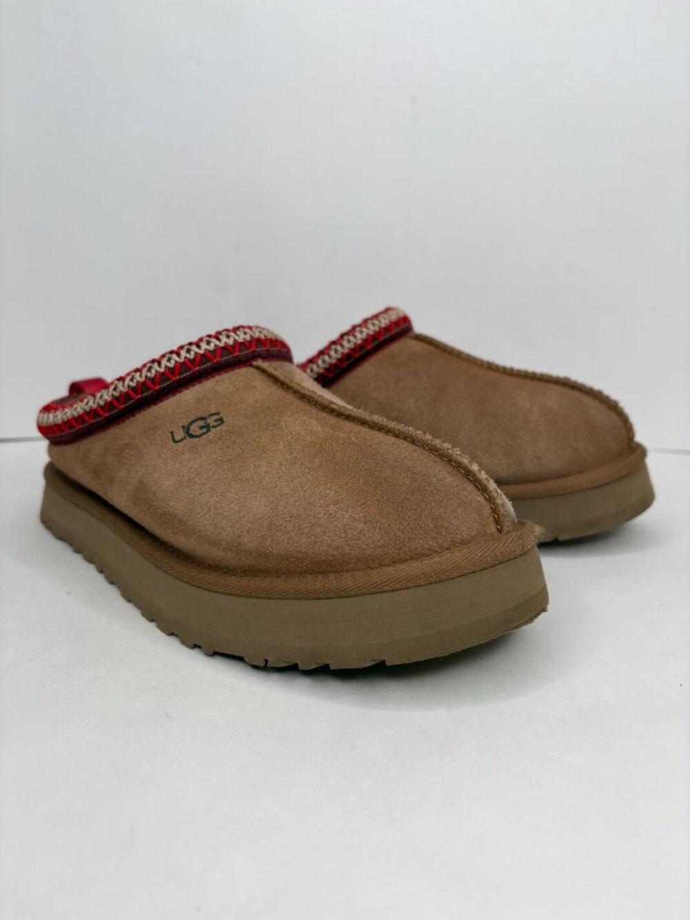 Ugg Tazz II Platform Slipper – Chestnut – Kids Size 4